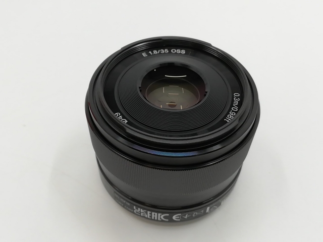 中古】SONY E 35mm F1.8 OSS (SEL35F18) (SONY Eマウント/APS-C)【EC