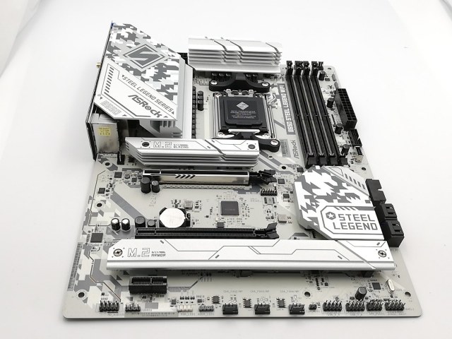 【中古】ASRock B650 Steel Legend WiFi B650/AM5/ATX【ECセンター】保証期間１週間