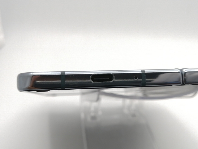 【中古】SAMSUNG docomo 【SIMフリー】 Galaxy Z Fold4 12GB 256GB SC-55C グレイグリーン【ECセンター】保証期間１ヶ月【ランクB】_9
