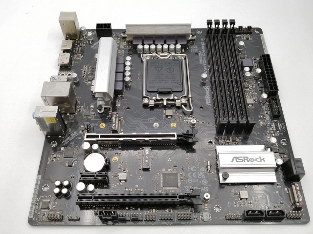 【中古】ASRock B660M Phantom Gaming 4 B660(DDR4)/LGA1700/MicroATX【ECセンター】保証期間１週間