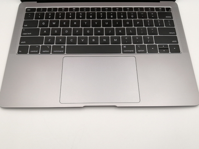 Apple MacBook Air 2019モデル スペースグレー 256GB