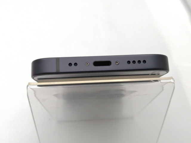 中古】Apple au 【SIMロックあり】 iPhone 12 mini 64GB ブラック 中古】Apple au 【SIMロックあり】 iPhone 12 mini 64GB ブラック