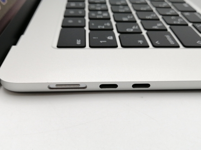 【中古】Apple MacBook Air 15インチ M2(CPU:8C/GPU:10C) 8GB/256GB シルバー MQKR3J/A (M2,2023)【ECセンター】保証期間１ヶ月【ランクA】_3