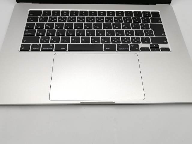 【中古品】MacBook Air M2 15インチ　256GB MacBook 中古 販売】MacBook Air M2 / 15インチ / 2023 / 8GB / 256GB