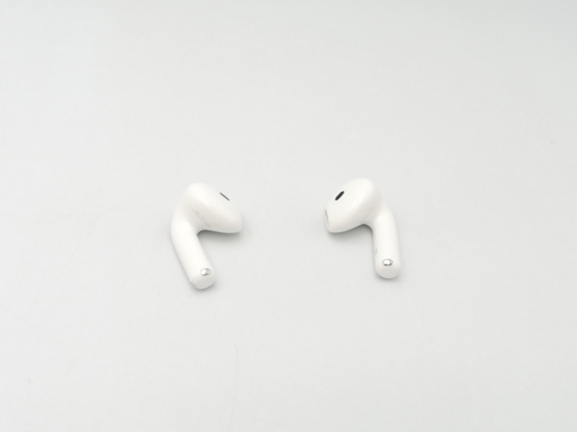 【中古】Apple AirPods 4 アクティブノイズキャンセリング搭載モデル MXP93J/A【ECセンター】保証期間１ヶ月 14,336円