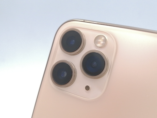【中古】Apple docomo 【SIMロック解除済み】 iPhone 11 Pro 256GB ゴールド MWC92J/A【ECセンター】保証期間１ヶ月【ランクB】_6