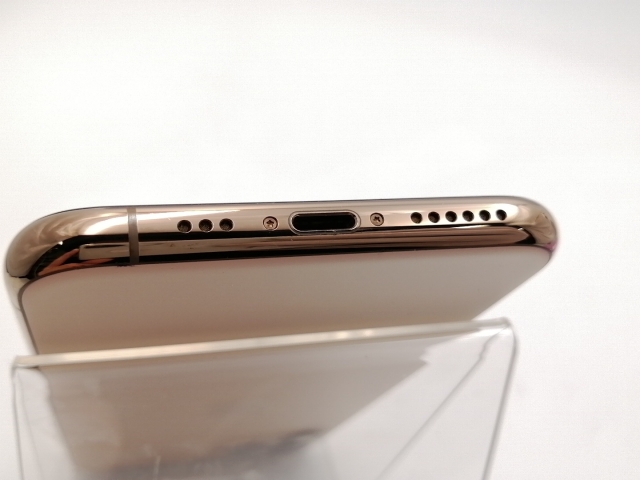 【中古】Apple docomo 【SIMロック解除済み】 iPhone 11 Pro 256GB ゴールド MWC92J/A【ECセンター】保証期間１ヶ月【ランクB】_7