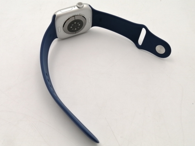 【中古】Apple Apple Watch Series10 46mm GPS シルバーアルミニウムケース/デニムスポーツバンド (M/L) MWWM3J/A【ECセンター】保証期間１ヶ月【ランクB】_4
