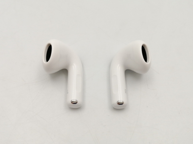 【中古】Apple AirPods 4 MXP63J/A【三宮センター】保証期間１ヶ月