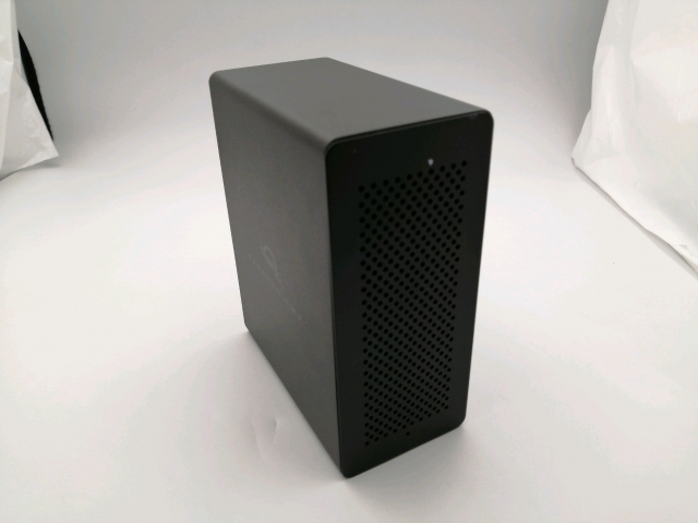 【中古】OWC Express 4M2 4スロット M.2 NVMe SSDエンクロージャ OWCTB3EX4M2【ECセンター】保証期間１週間 23,985円