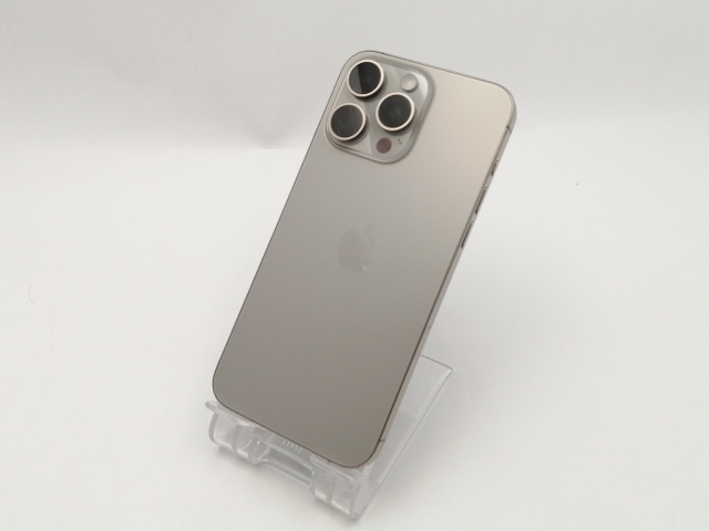 【中古】Apple docomo 【SIMフリー】 iPhone 15 Pro Max 256GB ナチュラルチタニウム MU6R3J/A【ECセンター】保証期間１ヶ月【ランクA】