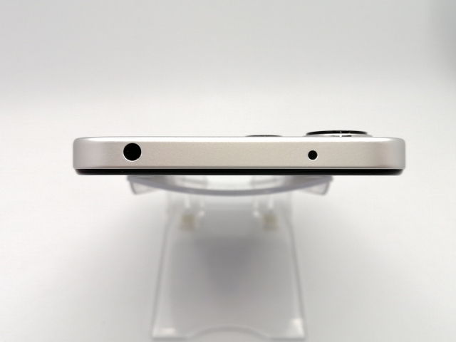 【中古】Xiaomi au 【SIMフリー】 Redmi 12 5G 4GB 128GB ポーラーシルバー XIG03【ECセンター】保証期間１ヶ月【ランクB】_4