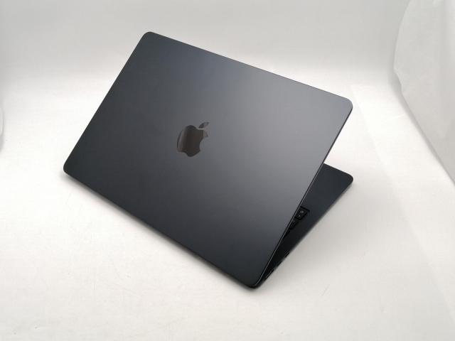 M2 MacBook Air 16GB/256GB スターライト 未使用】Apple MacBook Air