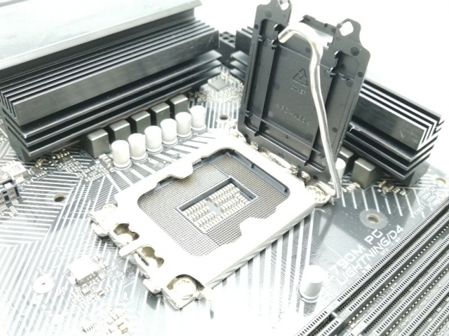 【中古】ASRock Z790M PG Lightning/D4 Z790(DDR4)/LGA1700/MicroATX【ECセンター】保証期間１週間_3