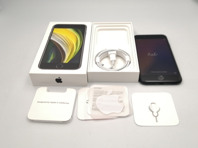 【中古】Apple au 【SIMロック解除済み】 iPhone SE（第2世代） 64GB ブラック MHGP3J/A（後期型番）【ECセンター】保証期間１ヶ月【ランクB】_7