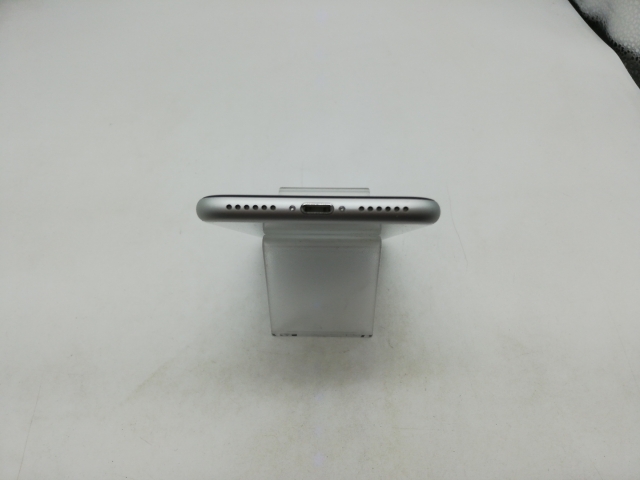 【中古】Apple SoftBank 【SIMロック解除済み】 iPhone SE（第2世代） 128GB ホワイト MXD12J/A【秋葉本店】保証期間１ヶ月【ランクC】_3