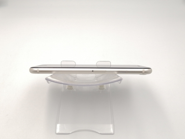 【中古】Apple au 【SIMフリー】 iPhone SE（第3世代） 64GB スターライト MMYD3J/A【ECセンター】保証期間１ヶ月【ランクB】_4
