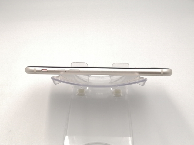 【中古】Apple au 【SIMフリー】 iPhone SE（第3世代） 64GB スターライト MMYD3J/A【ECセンター】保証期間１ヶ月【ランクB】_5