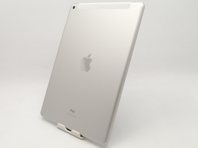 【中古】Apple au 【SIMロック解除済み】 iPad（第8世代/2020） 32GB シルバー MYMJ2J/A【ECセンター】保証期間１ヶ月【ランクB】