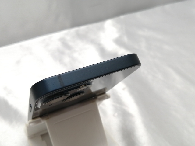 【中古】Apple docomo 【SIMフリー】 iPhone 13 mini 128GB ミッドナイト MLJC3J/A【ECセンター】保証期間１ヶ月【ランクB】_2