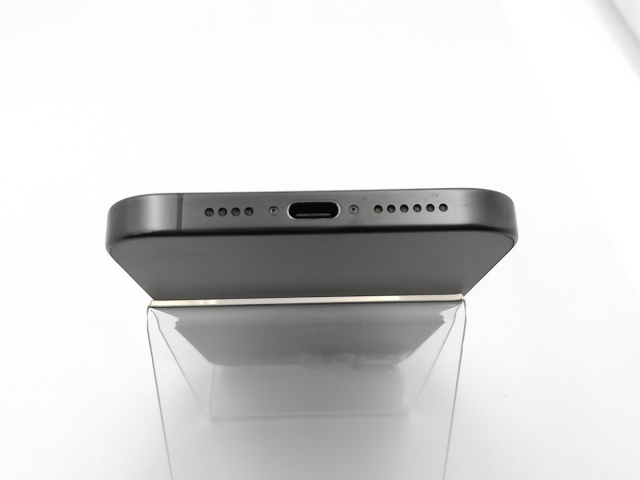 【中古】Apple 国内版 【SIMフリー】 iPhone 15 Pro Max 256GB ブラックチタニウム MU6P3J/A【ECセンター】保証期間１ヶ月【ランクA】_4