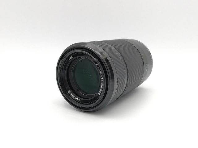 【中古】SONY E 55-210mm F4.5-6.3 OSS (SEL55210-B) ブラック (SONY Eマウント/APS-C)【ECセンター】保証期間１ヶ月【ランクC】
