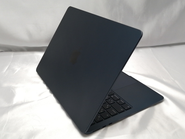 中古】Apple MacBook Air 13インチ M3(CPU:8C/GPU:10C) 16GB/512GB 