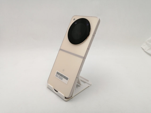 【中古】ZTE ymobile 【SIMフリー】 Libero Flip 6GB 128GB ゴールド A304ZT【ECセンター】保証期間１ヶ月【ランクA】
