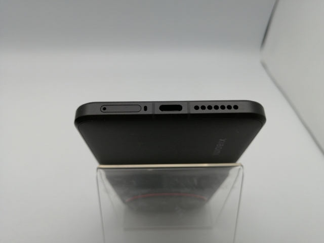 【中古】Xiaomi 国内版【SIMフリー】 Xiaomi 15 Ultra (フォトグラフィーキット付き) ブラック 16GB 512GB【ECセンター】保証期間１ヶ月【ランクA】