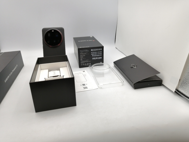 【中古】Xiaomi 国内版【SIMフリー】 Xiaomi 15 Ultra (フォトグラフィーキット付き) ブラック 16GB 512GB【ECセンター】保証期間１ヶ月【ランクA】
