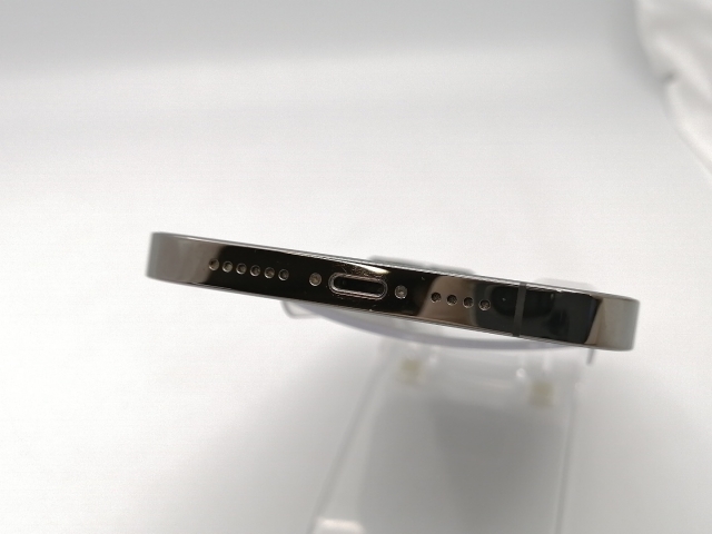 【中古】Apple docomo 【SIMフリー】 iPhone 13 Pro Max 128GB グラファイト MLJ43J/A【ECセンター】保証期間１ヶ月【ランクB】