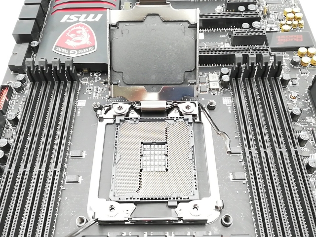 【中古】MSI X99A GAMING 7 X99/LGA2011-v3(DDR4)/M.2(x4)/SATA Express/USB 3.1(Type-A)/ATX【ECセンター】保証期間１週間_5