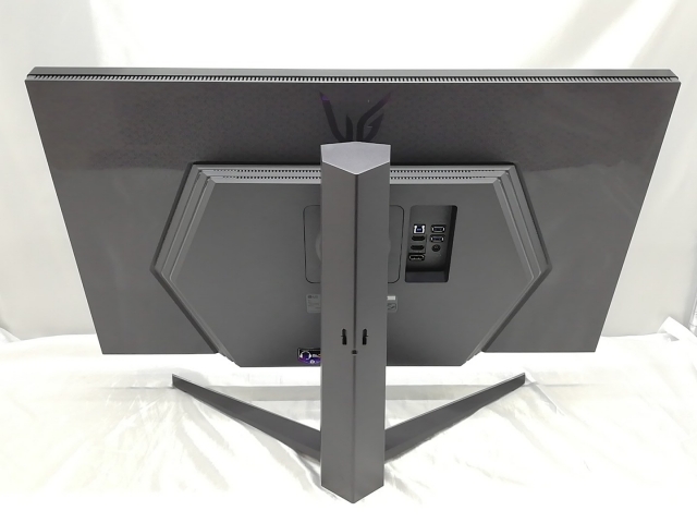 UltraGear Gaming Monitors 32GQ950-B 中古 UltraGear Gaming Monitors 32GQ950-B 中古の通販 by けー's