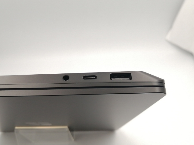 【中古】Microsoft Surface Laptop3 13インチ 【i5 1035G7 8G 256G】 V4C-00039 ブラック【ECセンター】保証期間１ヶ月【ランクB】_4