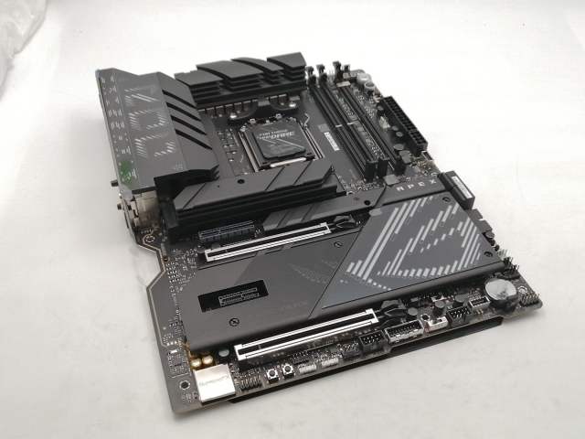【中古】ASUS ROG CROSSHAIR X870E APEX X870/AM5/ATX【ECセンター】保証期間１週間