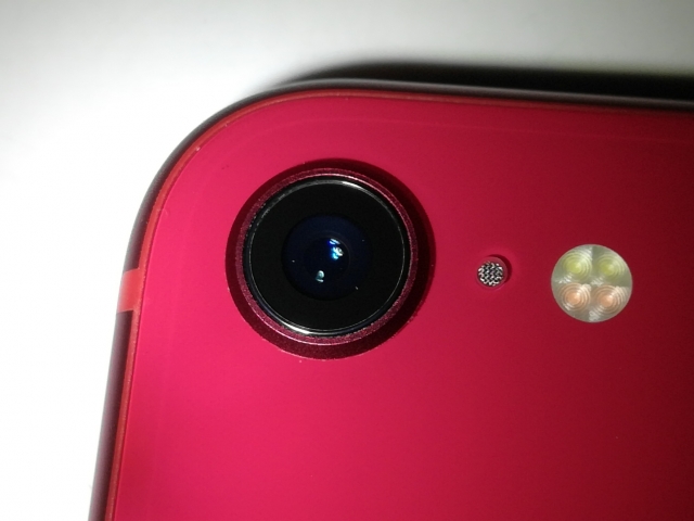 【中古】Apple docomo 【SIMロック解除済み】 iPhone SE（第2世代） 64GB (PRODUCT)RED MX9U2J/A【DS秋葉】保証期間１ヶ月【ランクC】_9