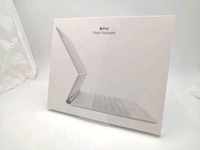【未使用】Apple Magic Keyboard 日本語（JIS） ホワイト iPad Pro 12.9インチ（第3/第4/第5/第6世代）用 MJQL3J/A【ECセンター】保証期間１週間