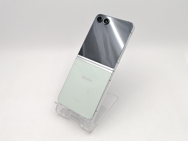 【中古】SAMSUNG docomo 【SIMフリー】 Galaxy Z Flip5 ミント 8GB 256GB SC-54D【ECセンター】保証期間１ヶ月【ランクB】