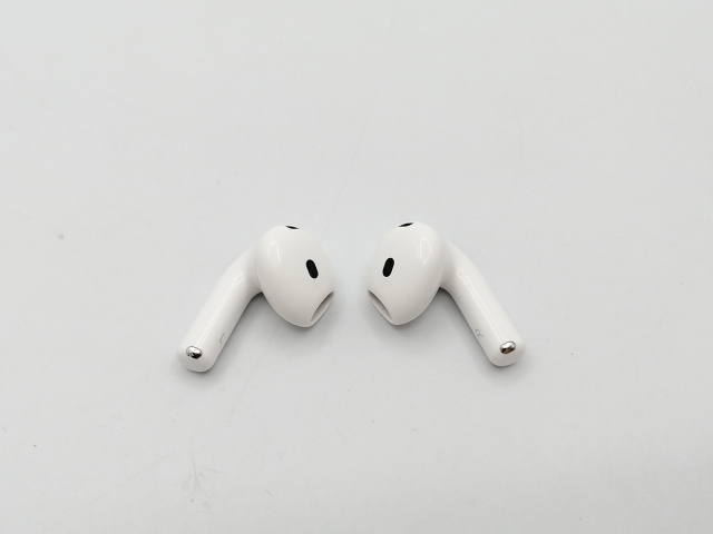 【中古】Apple AirPods 4 アクティブノイズキャンセリング搭載モデル MXP93J/A【ECセンター】保証期間１ヶ月