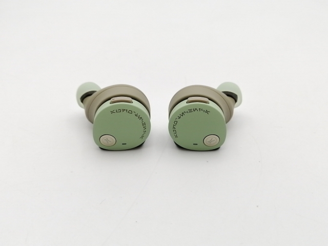 【中古】audio-technica ATH-CKS50TW2 GG スター・ウォーズ [グローグー]【ECセンター】保証期間１ヶ月【ランクA】