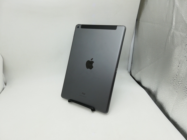 【中古】Apple au 【SIMロック解除済み】 iPad（第8世代/2020） 32GB スペースグレイ MYMH2J/A【秋葉本店】保証期間１ヶ月【ランクB】_1