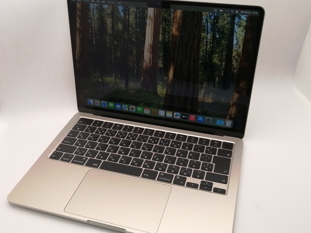 M2 13インチ Apple MacBook Air スターライト 256GB Apple MacBook air 13インチM2スターライト16GB256GB