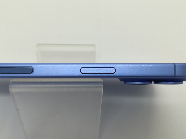【中古】Apple docomo 【SIMフリー】 iPhone 16 128GB ウルトラマリン MYDU3J/A【静岡】保証期間１ヶ月【ランクB】_3