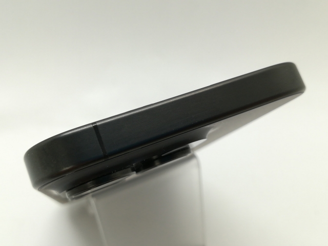 【中古】【赤ロム保証あり】Apple SoftBank 【SIMフリー】 iPhone 15 Pro 256GB ブラックチタニウム MTUC3J/A【京都】保証期間１ヶ月【ランクB】_2