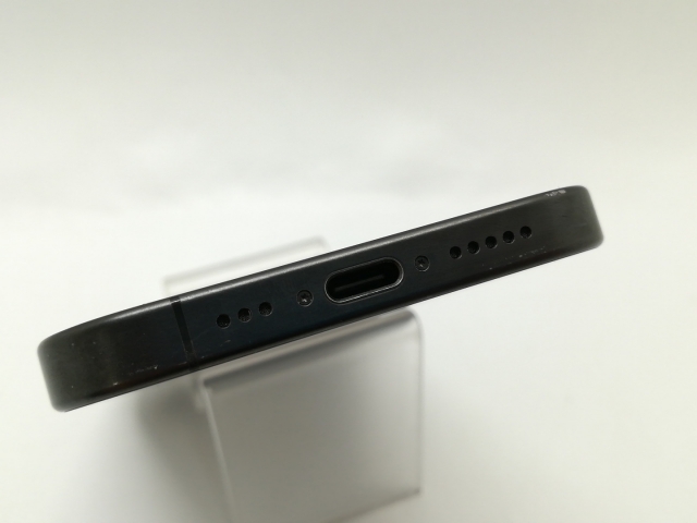 【中古】【赤ロム保証あり】Apple SoftBank 【SIMフリー】 iPhone 15 Pro 256GB ブラックチタニウム MTUC3J/A【京都】保証期間１ヶ月【ランクB】_4