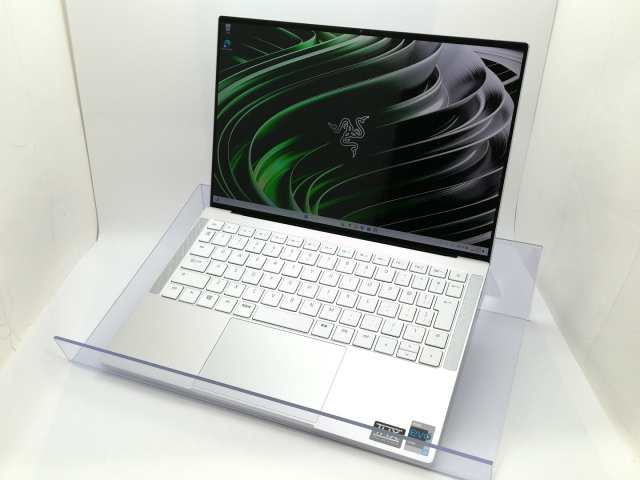 【中古】Razer Book 13 RZ09-0357MJM3-R3J1 Mercury White【i7-1165G7 16G 1T(SSD) WiFi 13LCD(3840x2400)】【静岡】保証期間１ヶ月【ラ