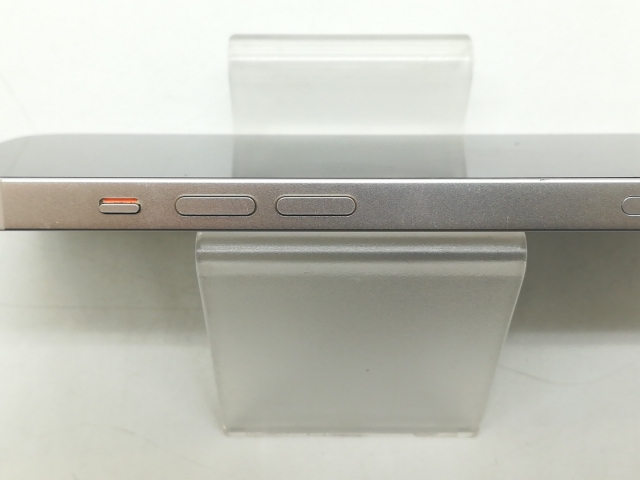 【中古】Apple 国内版 【SIMフリー】 iPhone 13 256GB スターライト MLNJ3J/A【静岡】保証期間１ヶ月【ランクA】_5