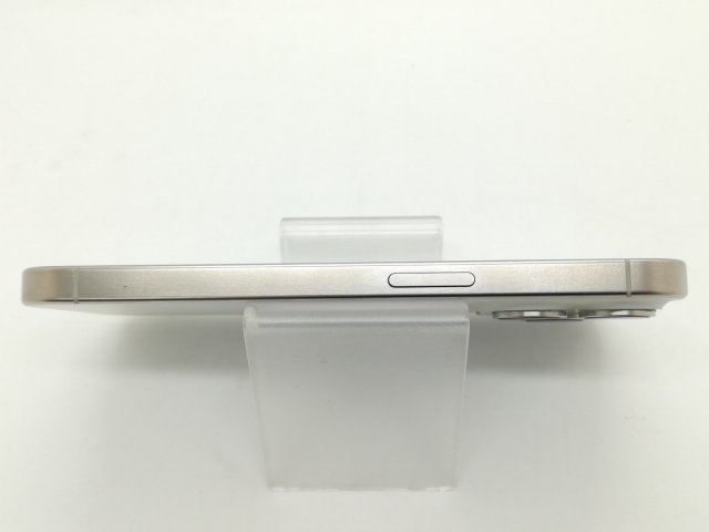 【中古】Apple SoftBank 【SIMフリー】 iPhone 15 Pro 128GB ホワイトチタニウム MTU83J/A【静岡】保証期間１ヶ月【ランクA】