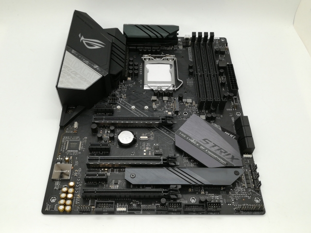 【中古】ASUS ROG STRIX Z390-F GAMING Z390/LGA1151/ATX【静岡】保証期間１週間