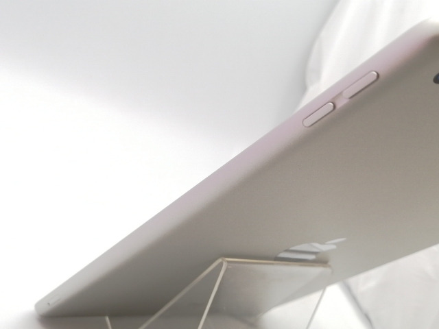 【中古】Apple au 【SIMフリー】 iPad（第9世代/2021） 64GB シルバー MK493J/A【ECセンター】保証期間１ヶ月【ランクB】_5